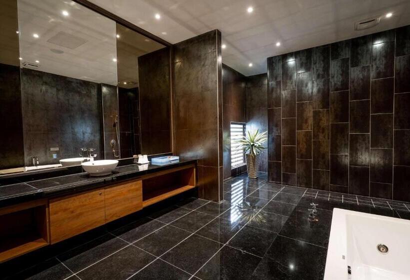 اتاق استاندارد, Aquarius Motel