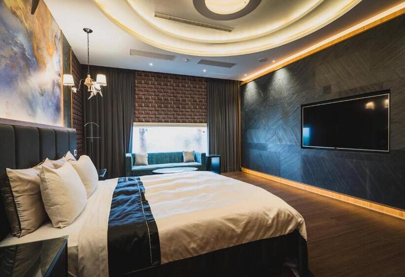 اتاق استاندارد, Aquarius Motel