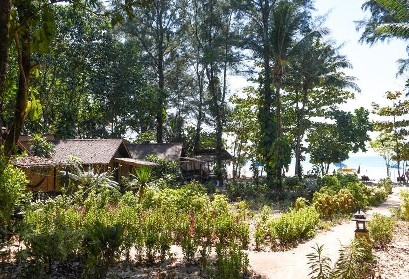 بانگلوی استاندارد با چشمانداز دریا, Bamboo Bungalows