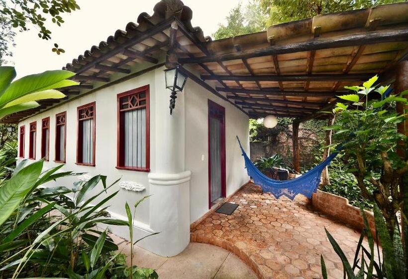 חדר סטנדרט לשלושה עם נוף לגינה, Pousada Vila Serrano