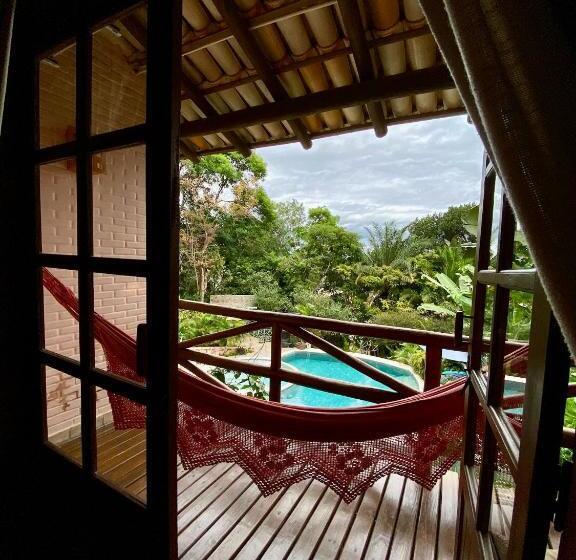 מיטת קינג בסוויטה, Pousada Vila Serrano