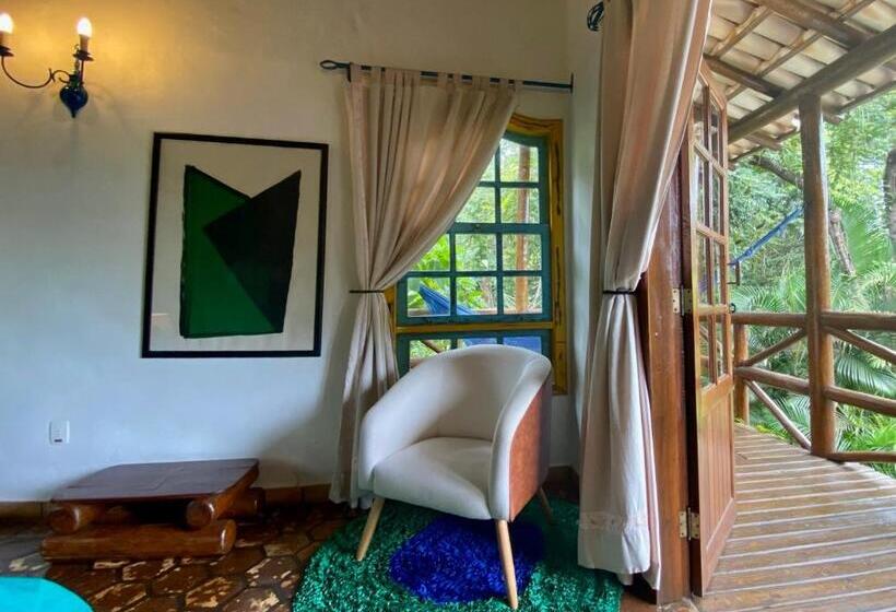 סוויטה נוף לבריכה, Pousada Vila Serrano