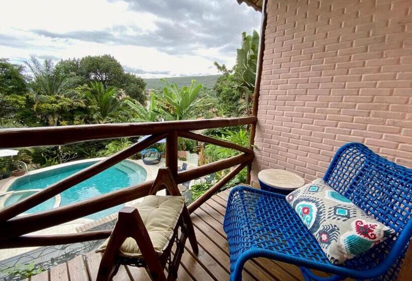 סוויטה נוף לבריכה, Pousada Vila Serrano