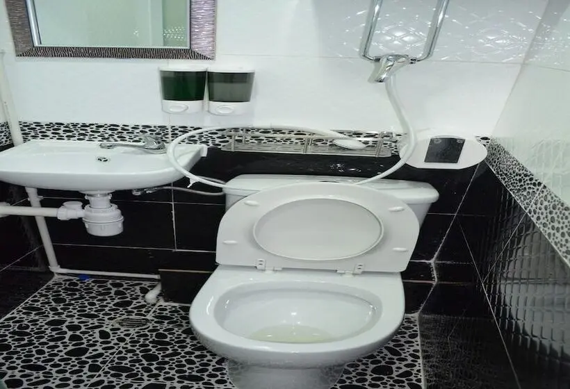 اتاق خانوادگی, Skystar Hostel