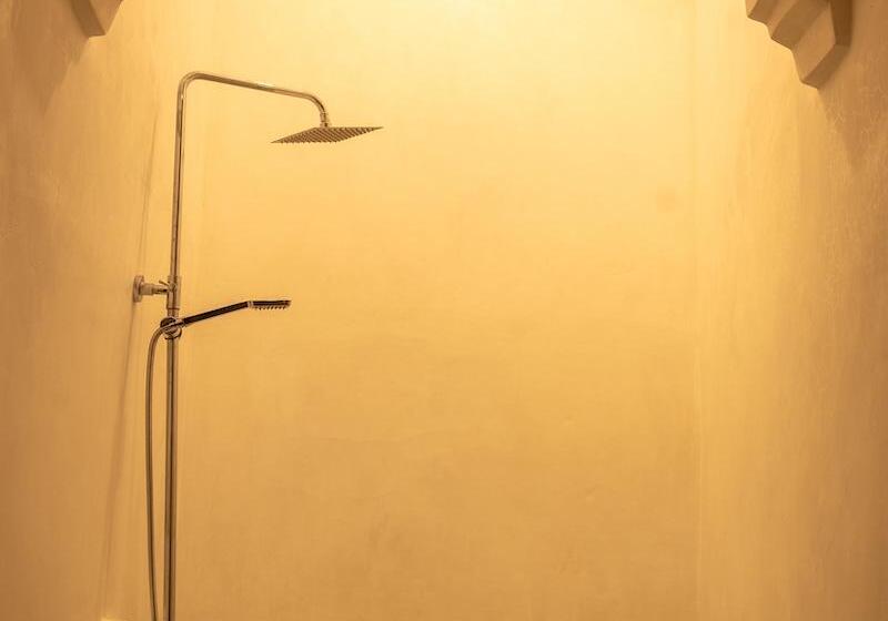 اتاق استاندارد, Skystar Hostel