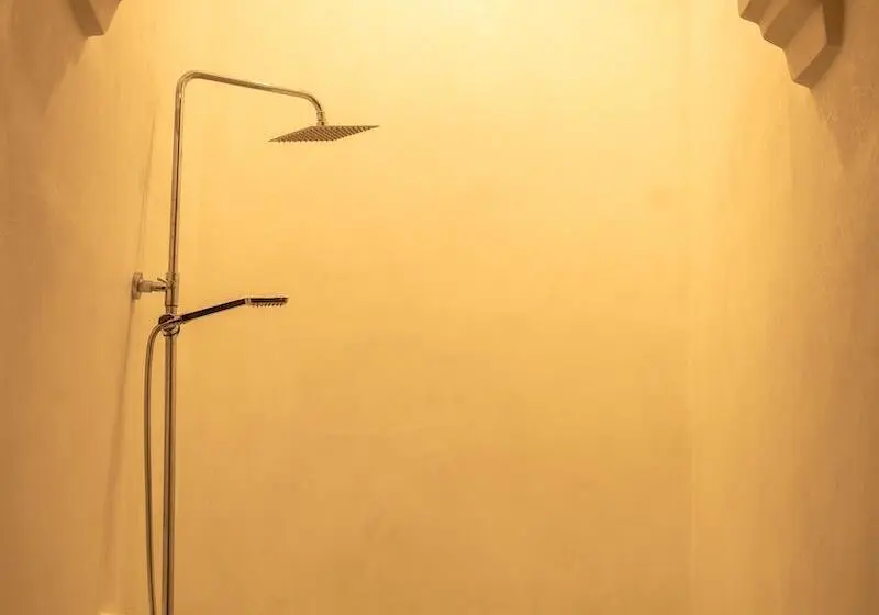 اتاق استاندارد, Skystar Hostel