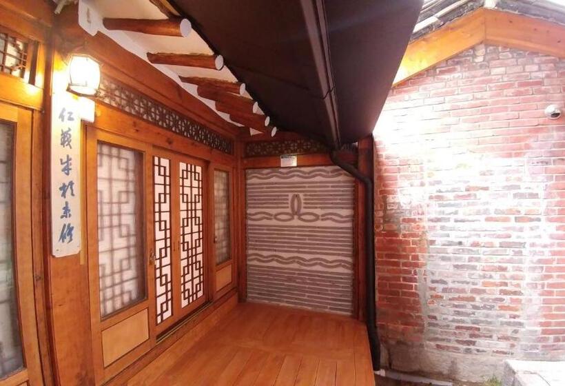スタンダード４人部屋, Bukchon Sosunjae Guesthouse