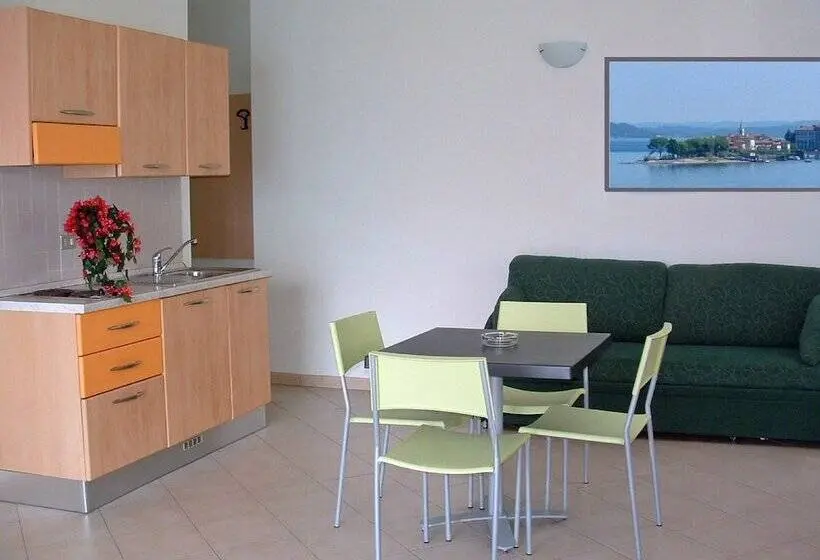 آپارتمان 1 خوابه با بالکن, Residence Tre Ponti