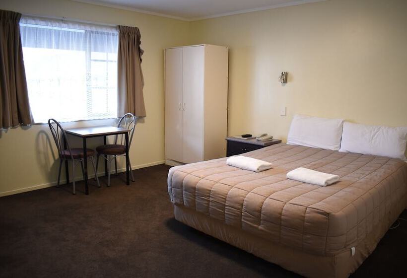 기본룸, Devonwood Motel