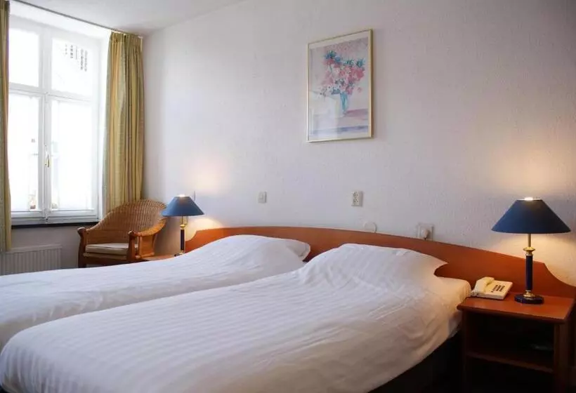 スタンダードトリプルルーム, Fletcher Hotel La Ville Blanche