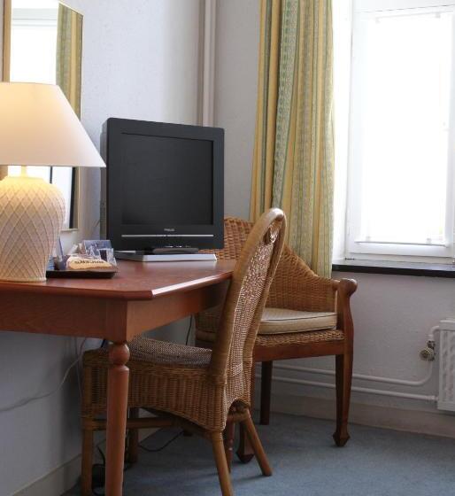 اتاق استاندارد سه نفره, Fletcher Hotel La Ville Blanche