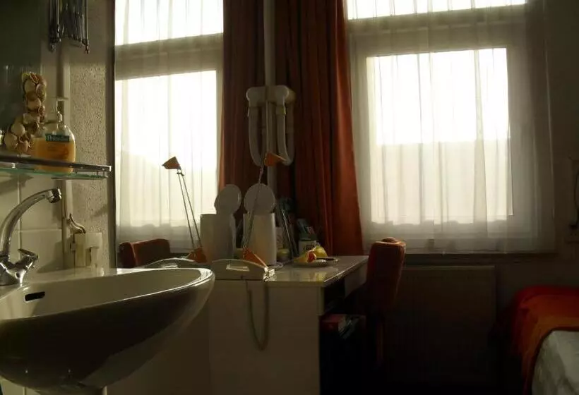 スタンダードシングルルーム, Hoogland Zandvoort Aan Zee