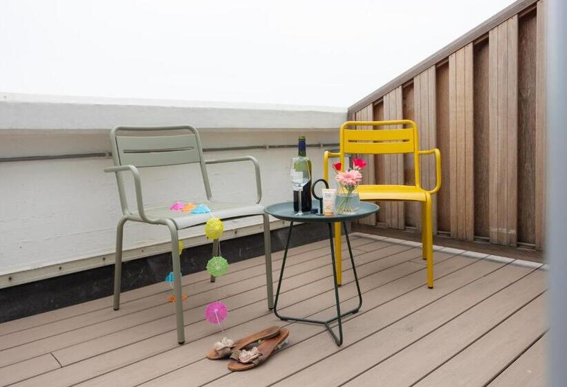 Номер Deluxe с Балконом, Ibis Styles Den Haag Scheveningen