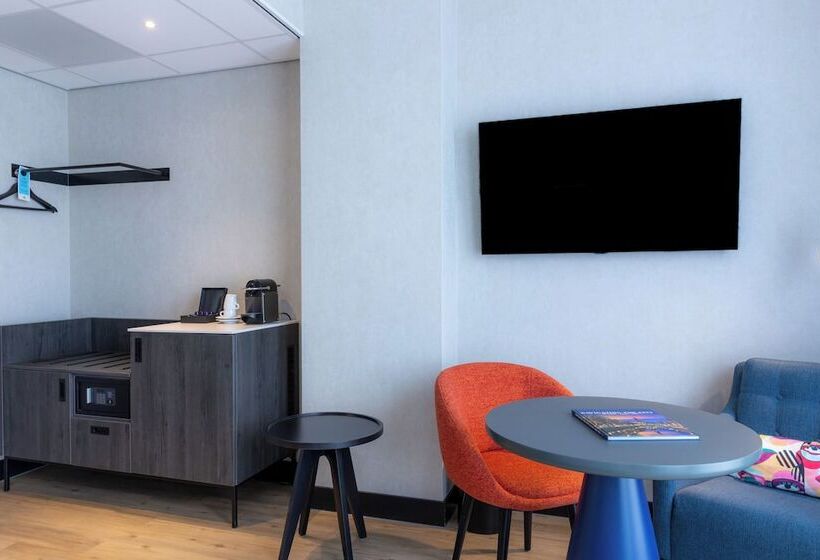 발코니 디럭스 룸, Ibis Styles Den Haag Scheveningen