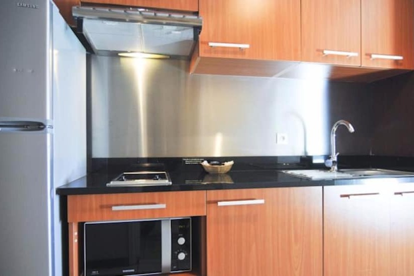 سوییت با چشمانداز دریا, Le Stanley Hotel And Suites