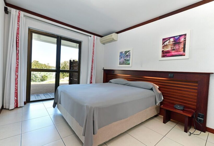 سوییت با چشمانداز دریا, Le Stanley Hotel And Suites