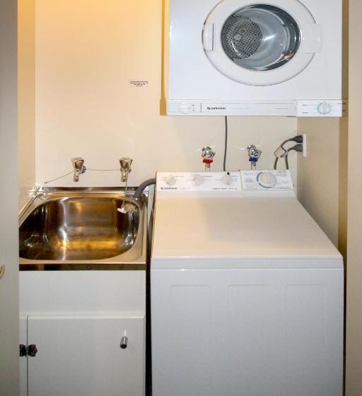 Апартаменты 3 Спальни, Queenstown Gateway Apartments