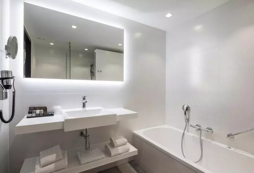 バスタブ付きスタンダードルーム, Van Der Valk Hotel Vianen   Utrecht