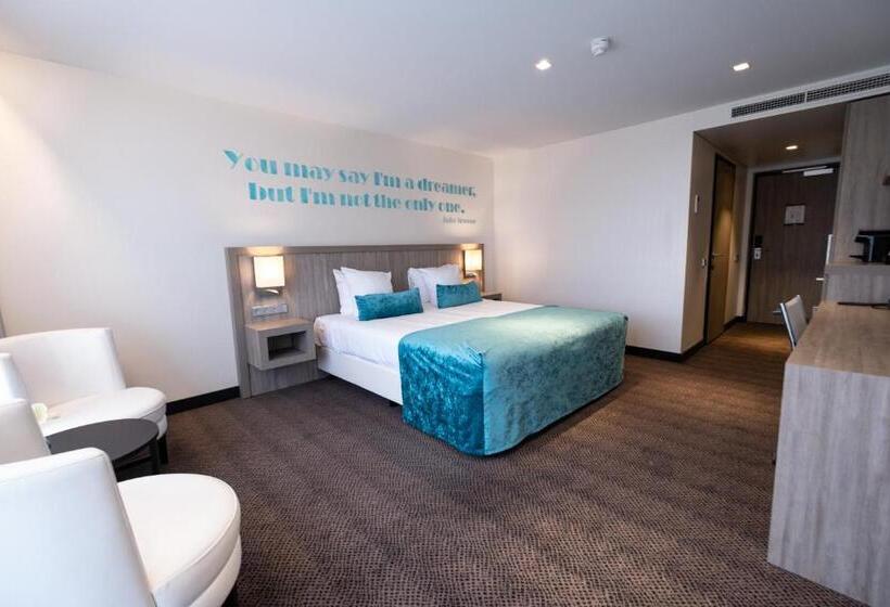 标准间带漩涡浴缸, Van Der Valk Hotel Vianen   Utrecht