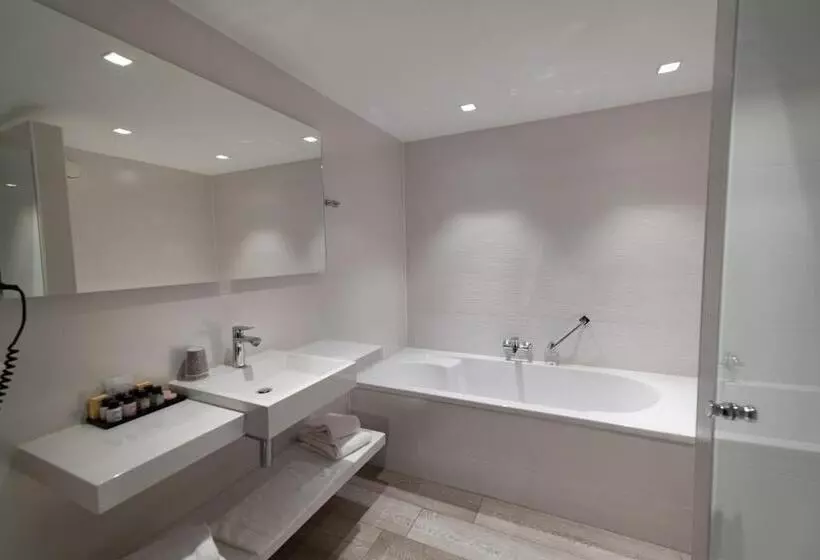 キングサイズベッドのスタンダードルーム, Van Der Valk Hotel Vianen   Utrecht