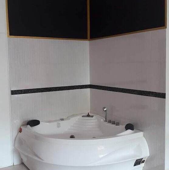 اتاق استاندارد با تخت دوبل, Da Moreno Rawai