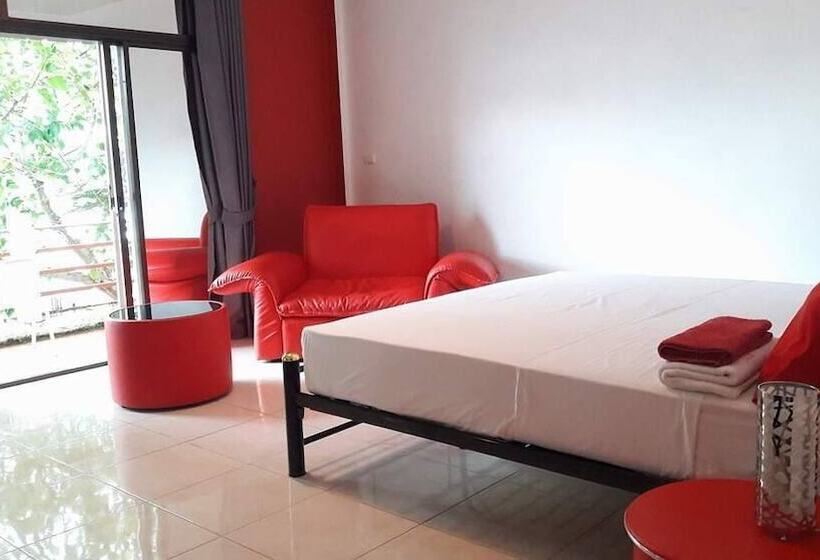 اتاق اکونومی, Da Moreno Rawai