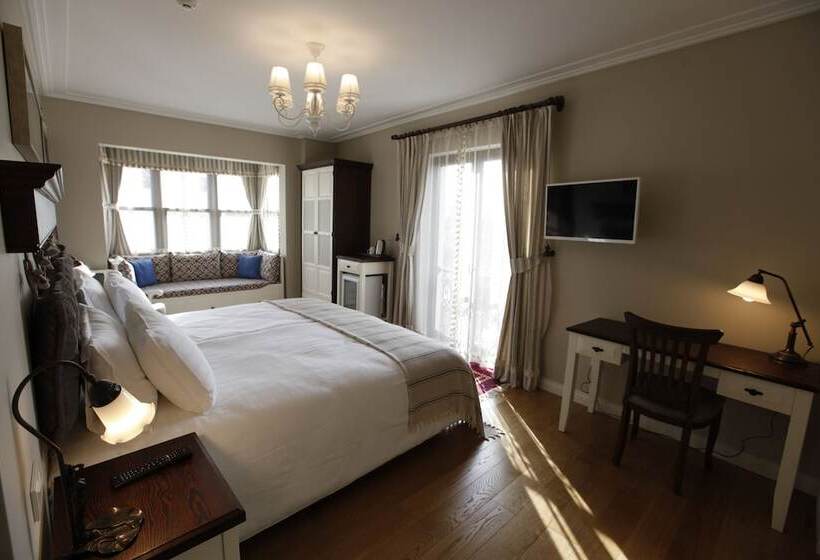 Номер Superior Вид на Бассейн, Akanthus Hotel Ephesus