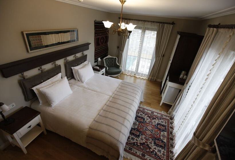 Номер Deluxe Вид на Бассейн, Akanthus Hotel Ephesus