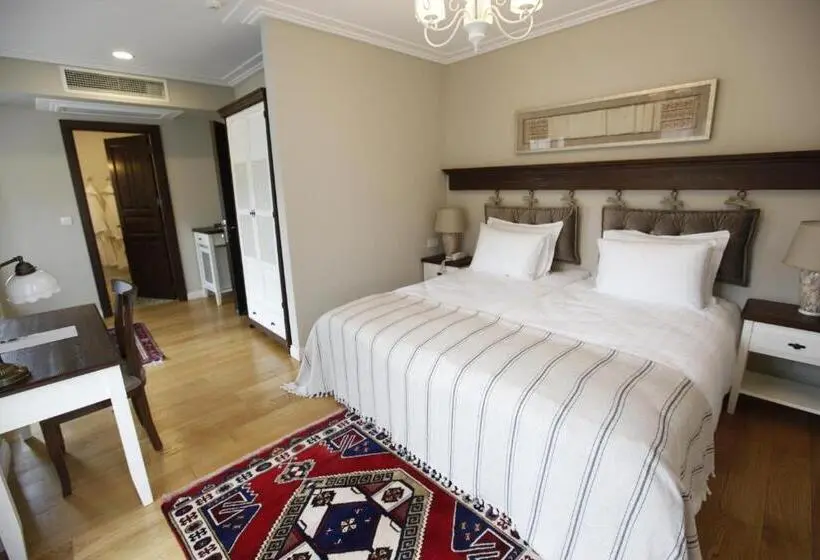 Superior-huone Allasnäkymä, Akanthus Hotel Ephesus