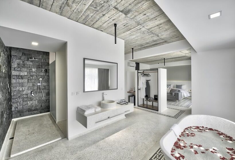 이그제큐티브 스위트, Chan Boutique