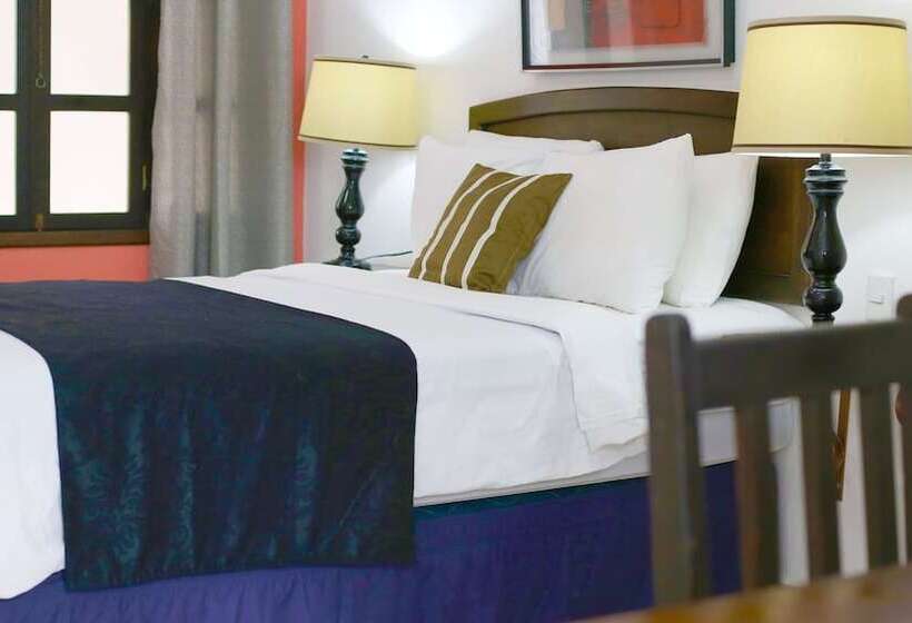 اتاق استاندارد, Ciudad Blanca