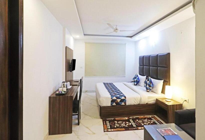 اتاق سوپریور, Mayda Prime Near Delhi Airport