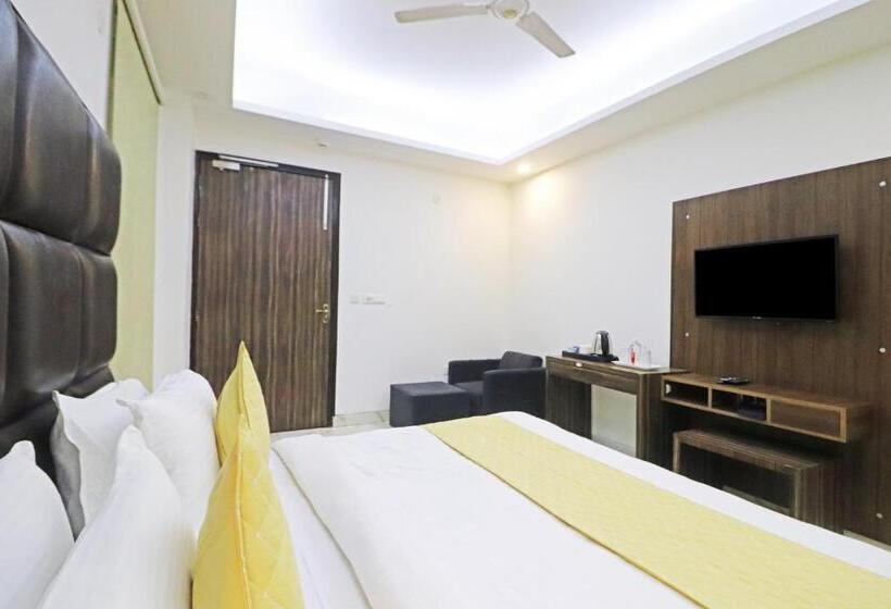اتاق لوکس, Mayda Prime Near Delhi Airport