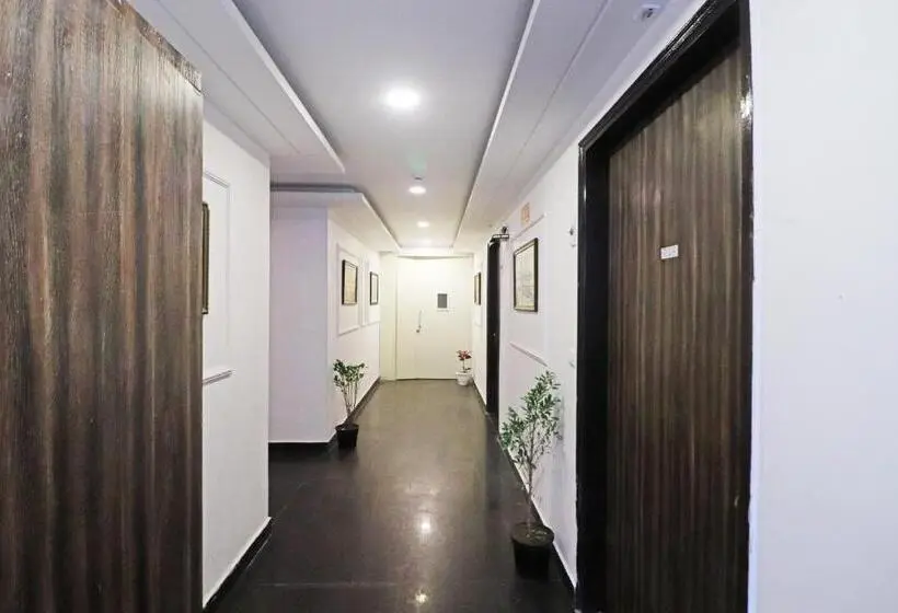 デラックスルーム, Mayda Prime Near Delhi Airport