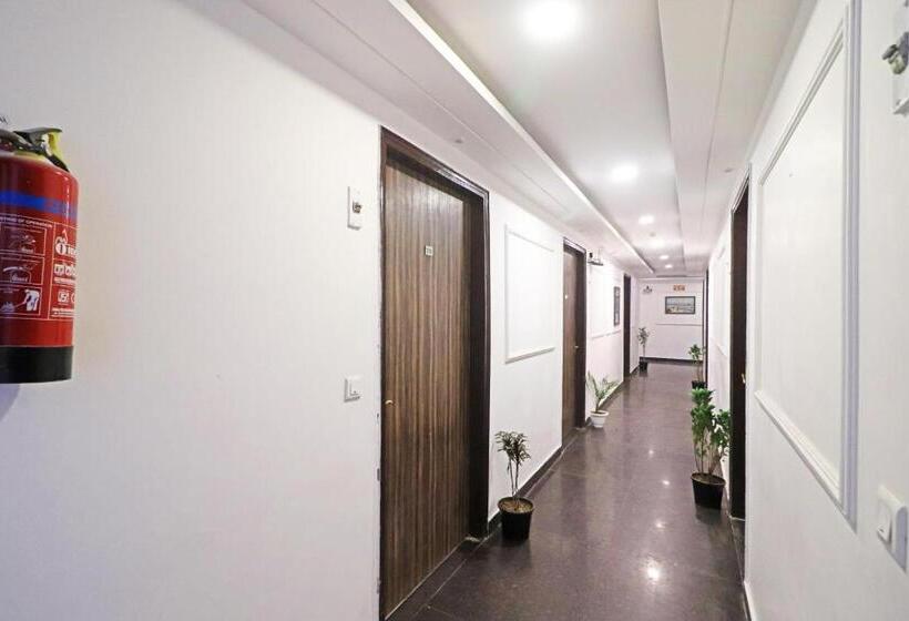 豪华三人间, Mayda Prime Near Delhi Airport