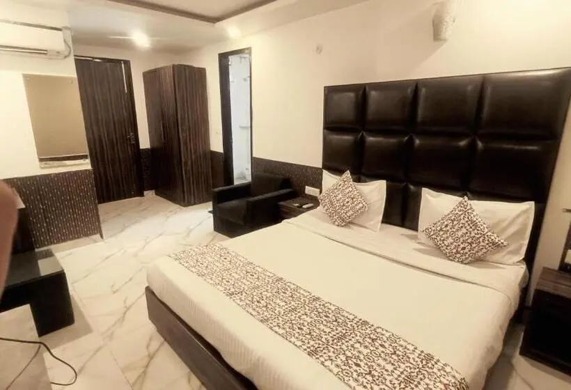 デラックスルーム, Mayda Prime Near Delhi Airport