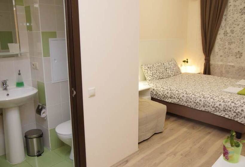 스탠다드 트리플 룸, Mini Hotel Spokoynoy Nochi On Kievskaya