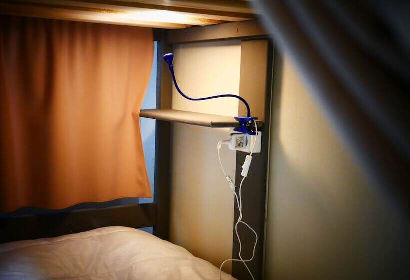 Кровать в Общей Комнате, Hostel Olimpic 22