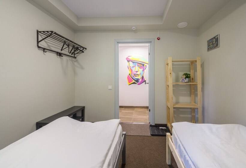 Номер Стандарт, Hostel Olimpic 22