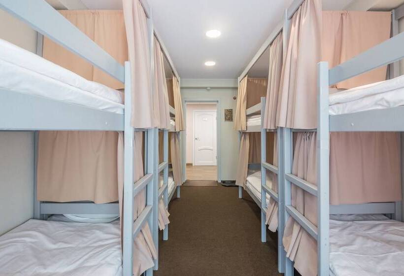 Кровать в Общей Комнате, Hostel Olimpic 22