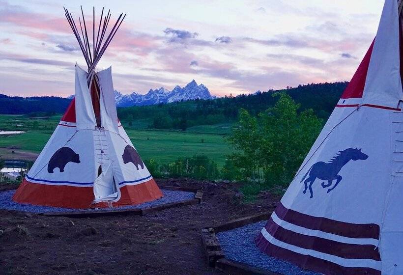 Basic Tent, Buffalo Valley Ranch