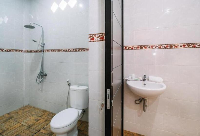 اتاق خانوادگی, Sari Nusa Inn