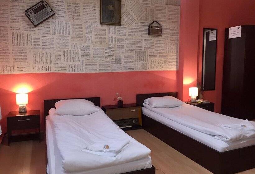 غرفة قياسية, Serdika Rooms