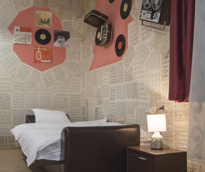 Номер Стандарт Трехместный, Serdika Rooms