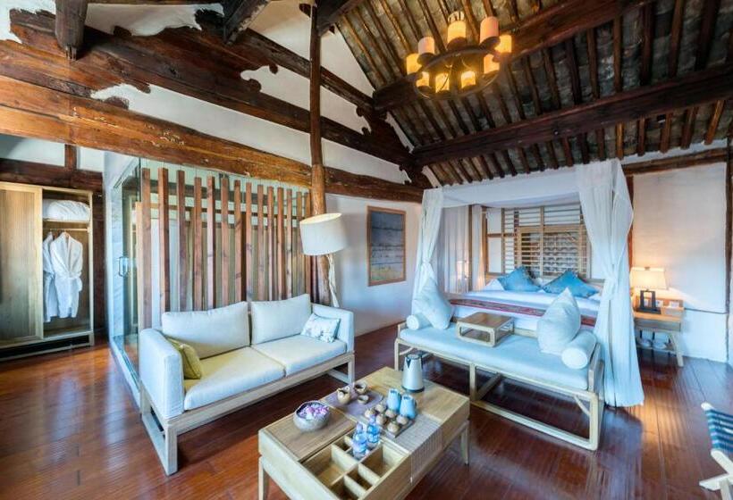 סוויטה עם ג'קוזי, Dali Old Courtyard Boutique Inn