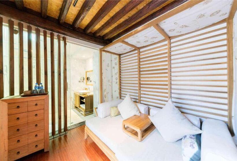 סוויטה, Dali Old Courtyard Boutique Inn