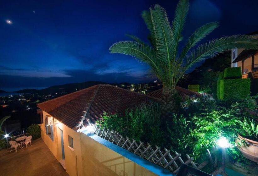 اتاق سوپریور با چشم‌انداز دریا, Dina   ξενοδοχείο ντινα