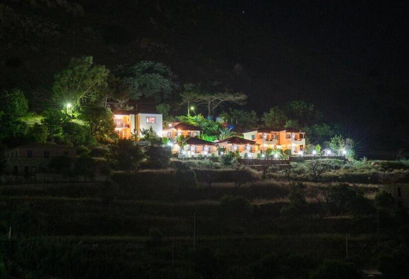 اتاق سوپریور با چشم‌انداز دریا, Dina   ξενοδοχείο ντινα