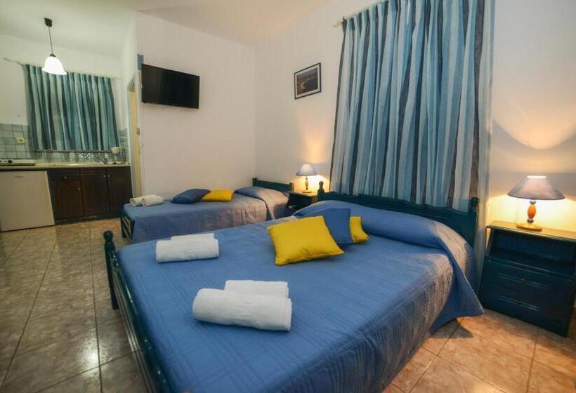 اتاق سه نفره سوپریور با چشم‌انداز دریا, Dina   ξενοδοχείο ντινα