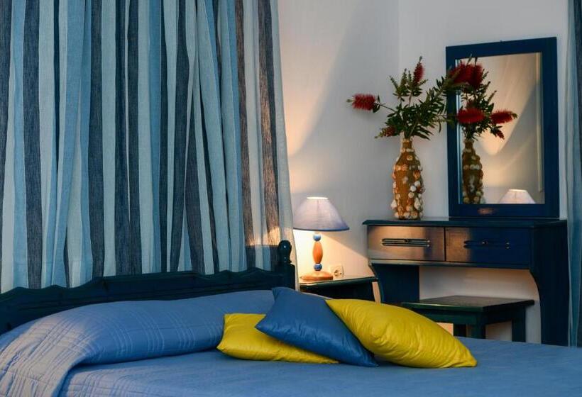 اتاق سه نفره سوپریور با چشم‌انداز دریا, Dina   ξενοδοχείο ντινα